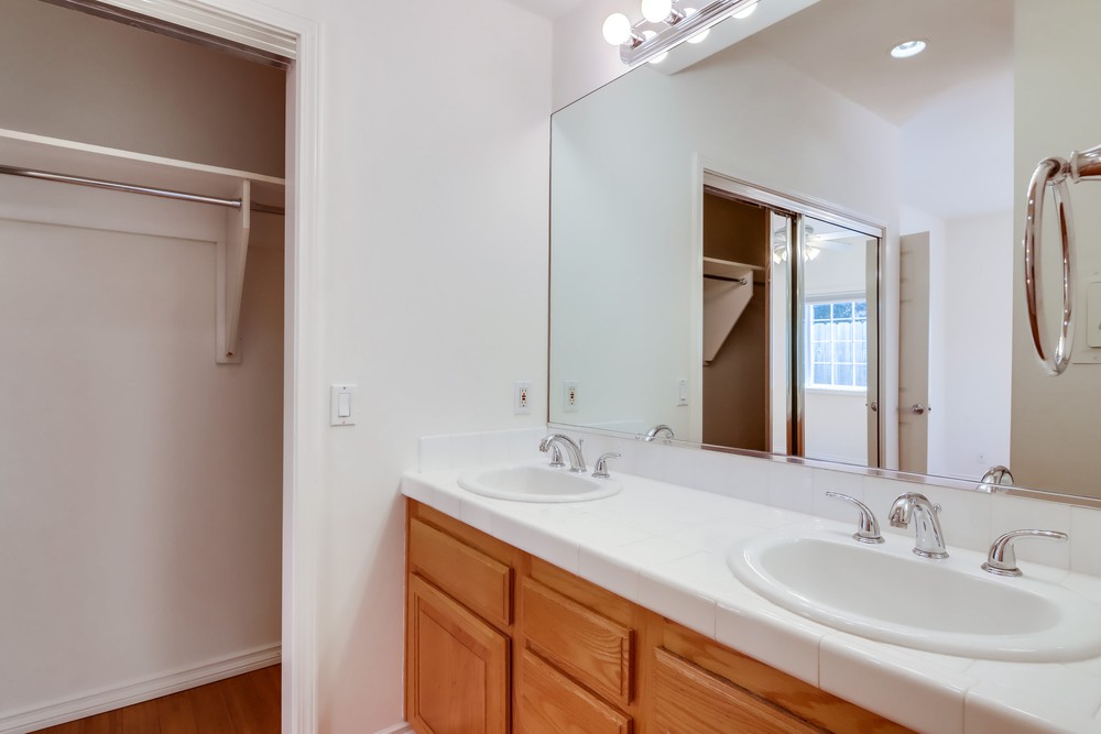 Virtual tour photo 27 of 40 for 4972 Del Monte Ave