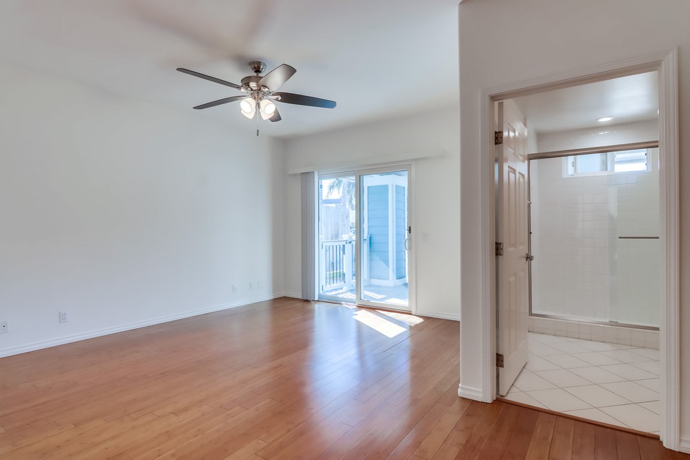 Virtual tour photo 31 of 40 for 4972 Del Monte Ave
