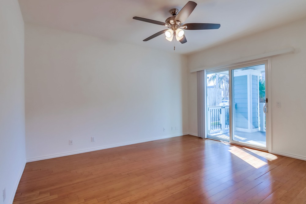 Virtual tour photo 32 of 40 for 4972 Del Monte Ave