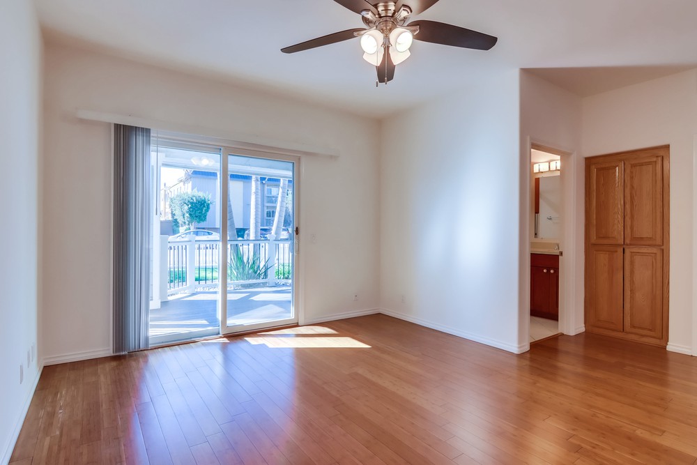 Virtual tour photo 33 of 40 for 4972 Del Monte Ave