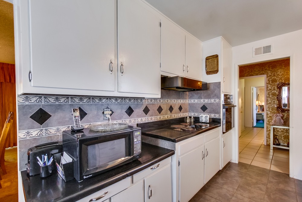 Virtual tour photo 12 of 32 for 4975 Loris Street