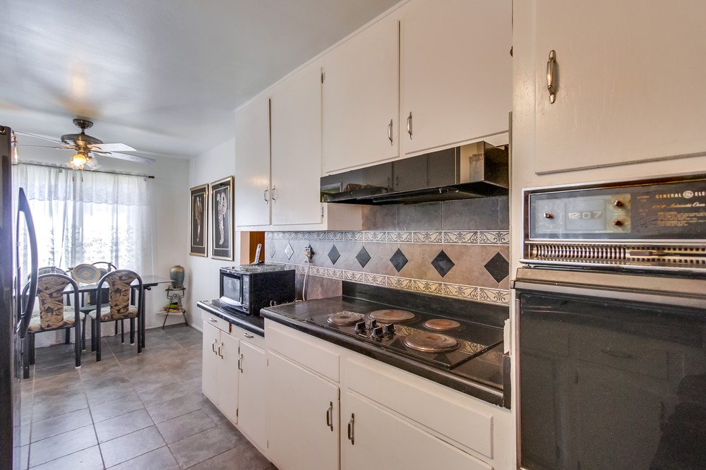 Virtual tour photo 13 of 32 for 4975 Loris Street