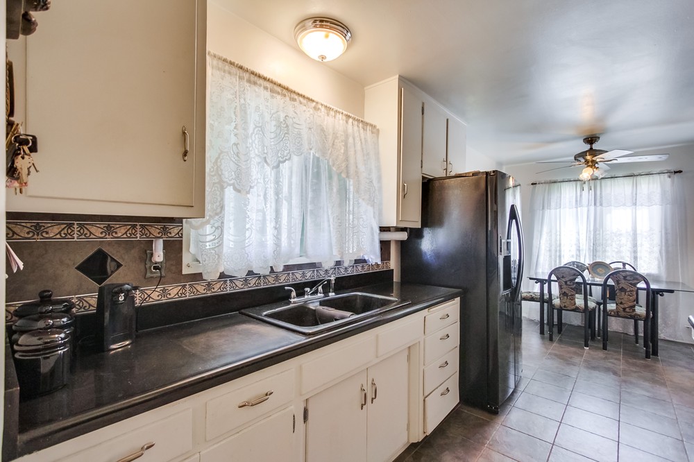 Virtual tour photo 14 of 32 for 4975 Loris Street