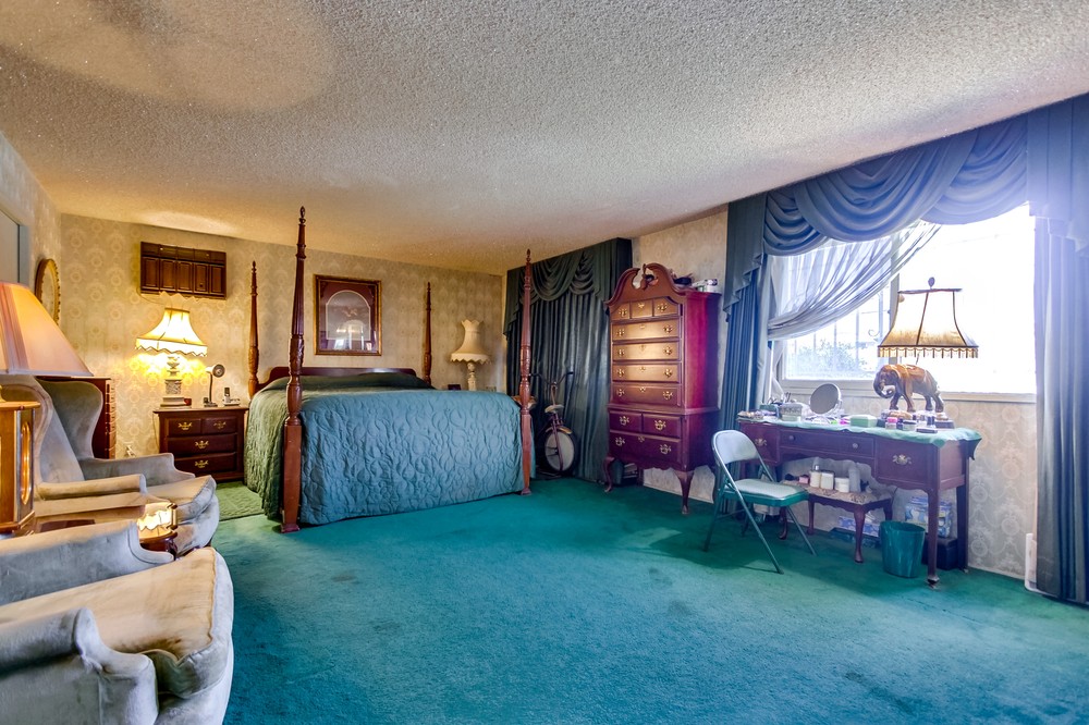Virtual tour photo 18 of 32 for 4975 Loris Street