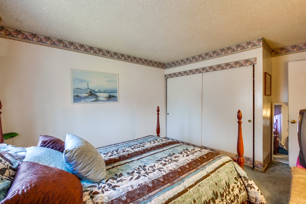 Virtual tour photo 25 of 32 for 4975 Loris Street