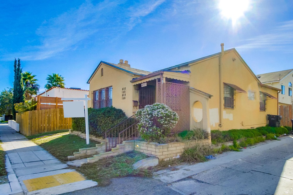 Virtual tour photo 5 of 34 for 4977 Monroe Ave