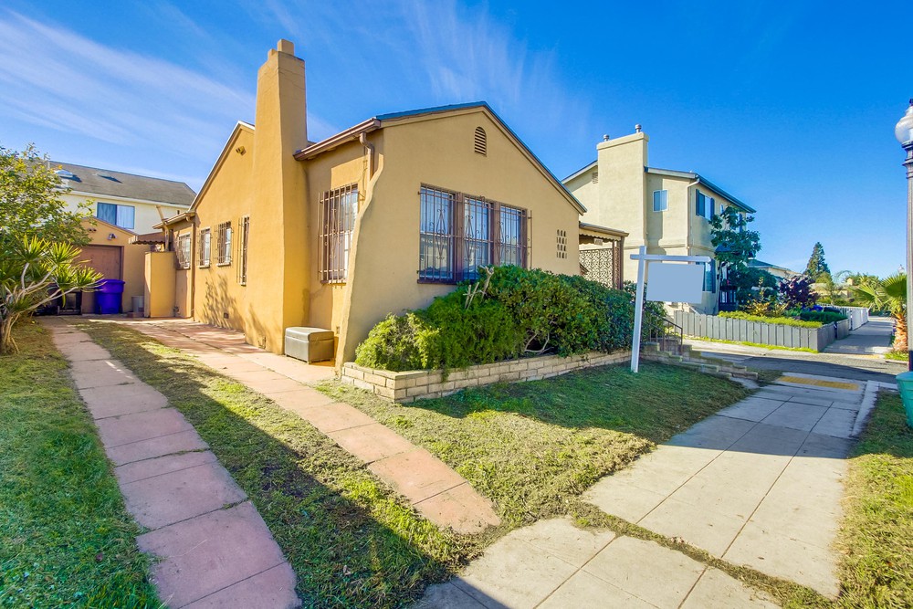 Virtual tour photo 7 of 34 for 4977 Monroe Ave