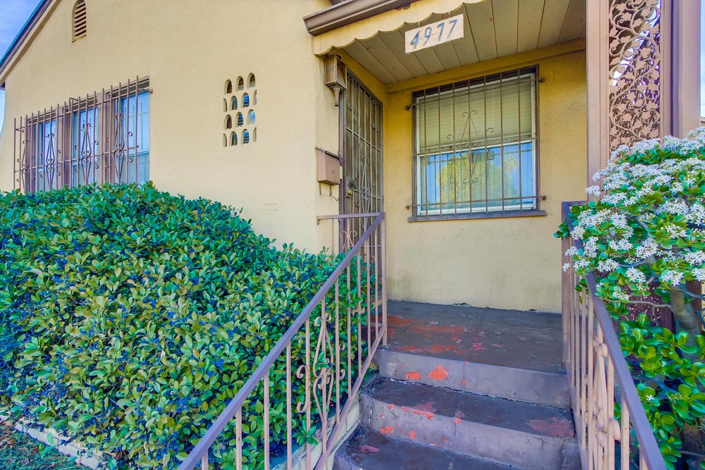 Virtual tour photo 8 of 34 for 4977 Monroe Ave