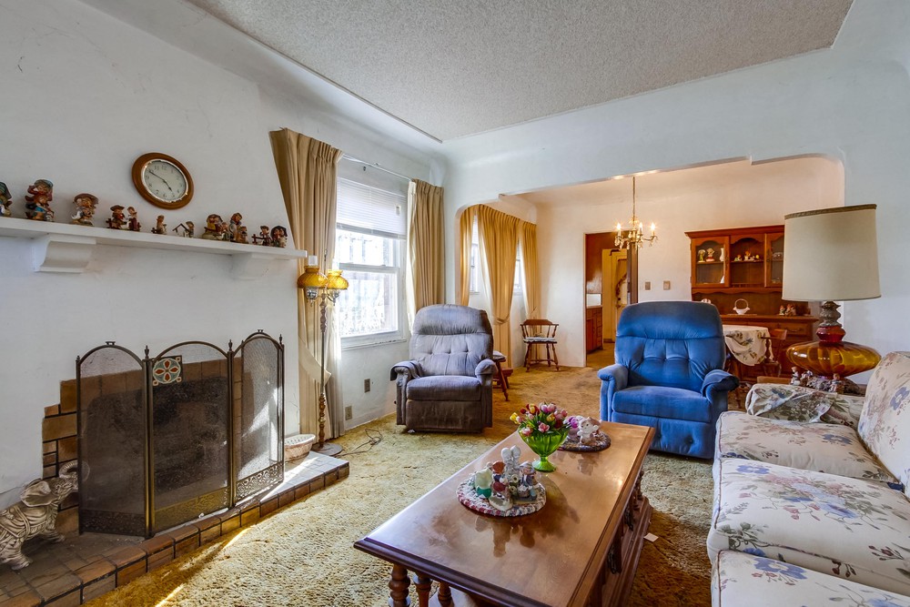 Virtual tour photo 10 of 34 for 4977 Monroe Ave