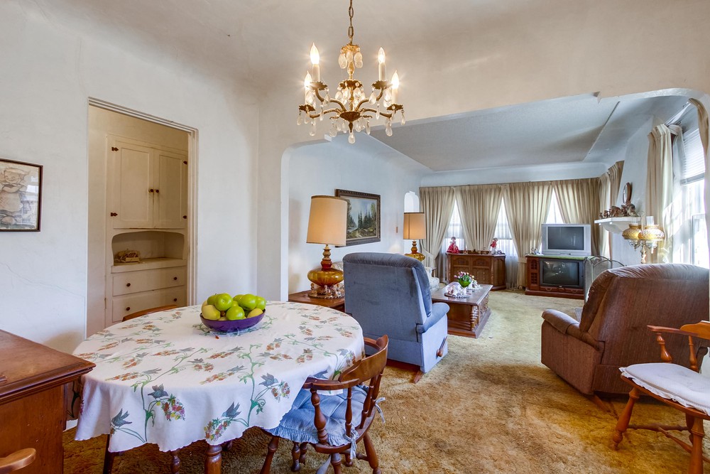 Virtual tour photo 15 of 34 for 4977 Monroe Ave