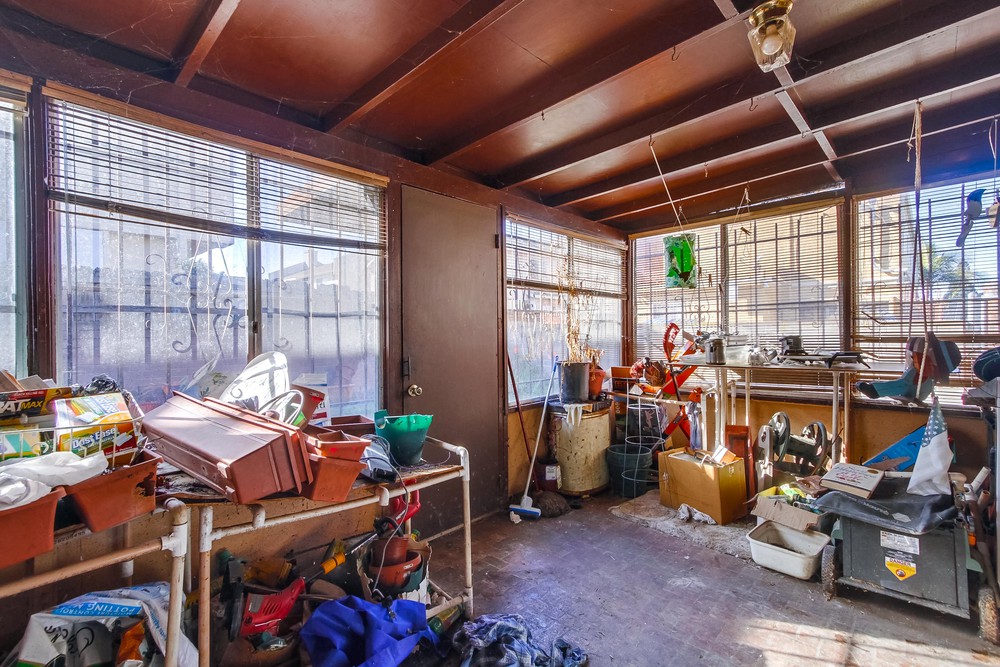 Virtual tour photo 30 of 34 for 4977 Monroe Ave