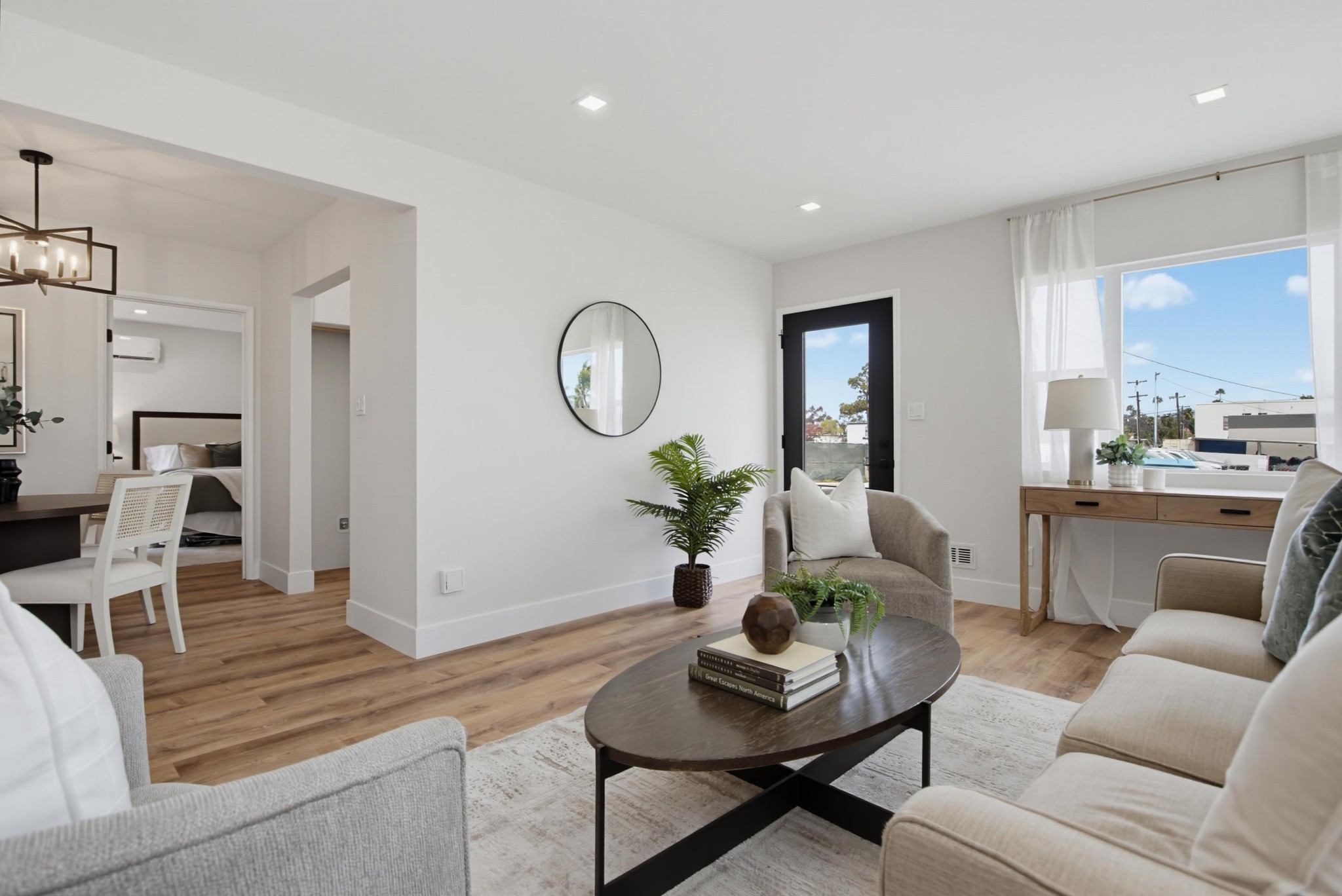 Virtual tour photo 8 of 73 for 4978-80 73rd St