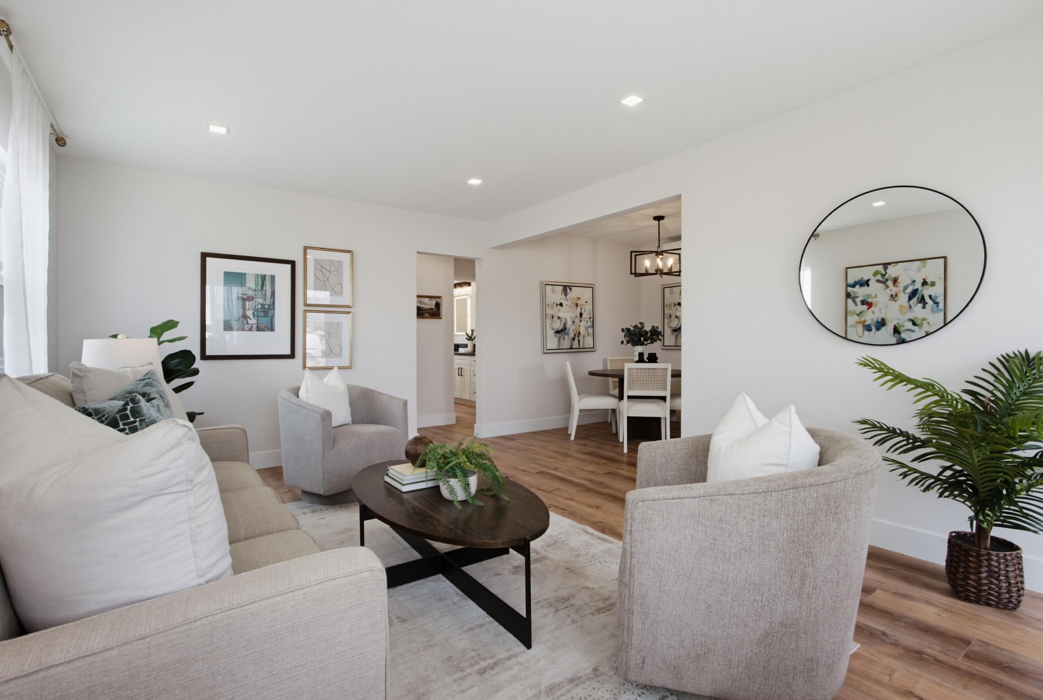 Virtual tour photo 10 of 73 for 4978-80 73rd St