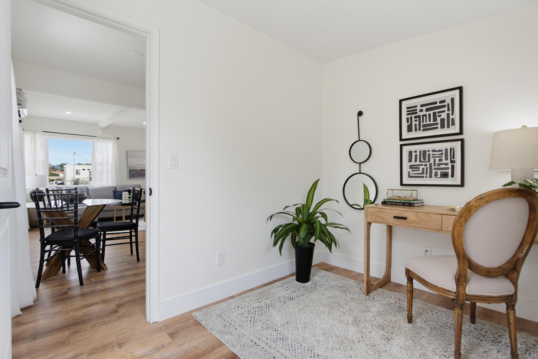 Virtual tour photo 54 of 73 for 4978-80 73rd St