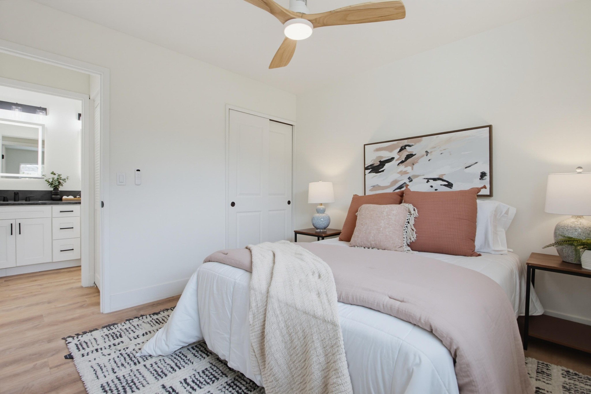 Virtual tour photo 56 of 73 for 4978-80 73rd St