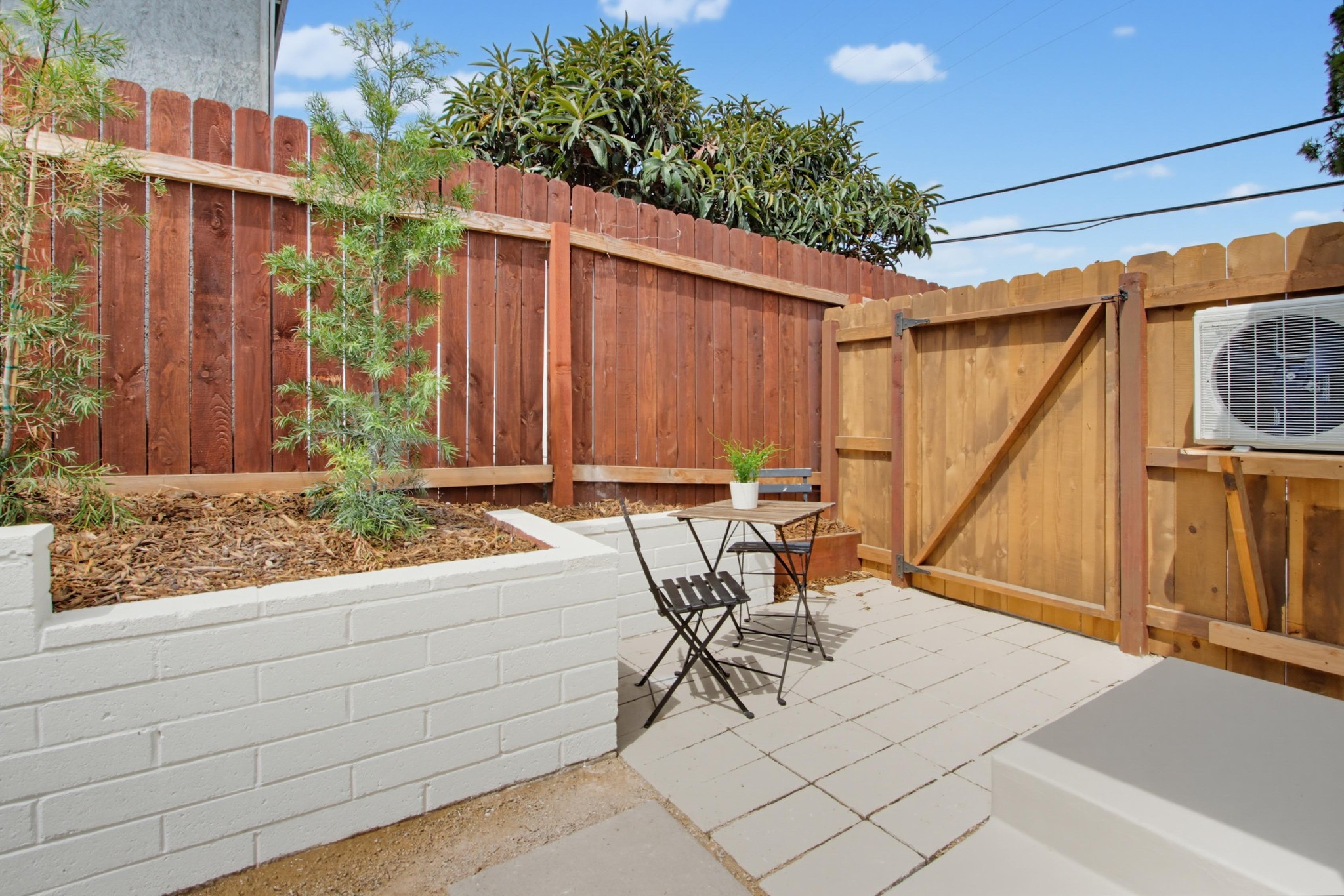 Virtual tour photo 63 of 73 for 4978-80 73rd St