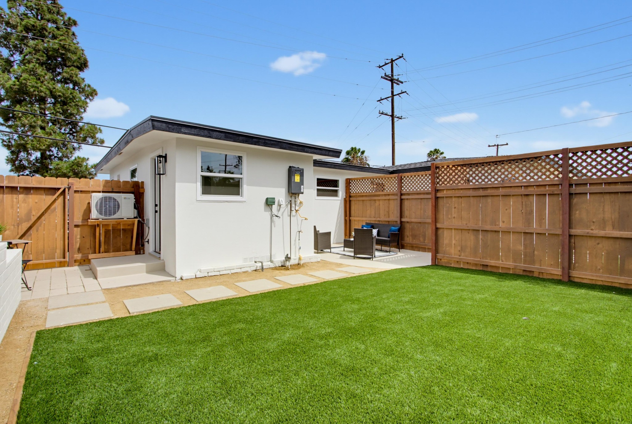 Virtual tour photo 65 of 73 for 4978-80 73rd St