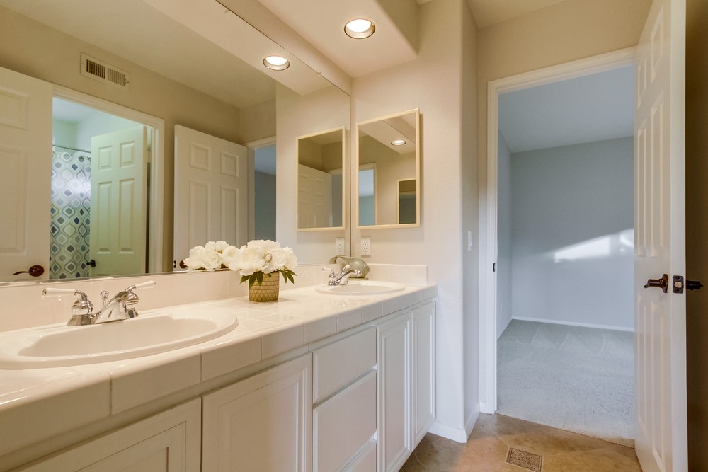 Virtual tour photo 41 of 58 for 4979 Riding Ridge Rd