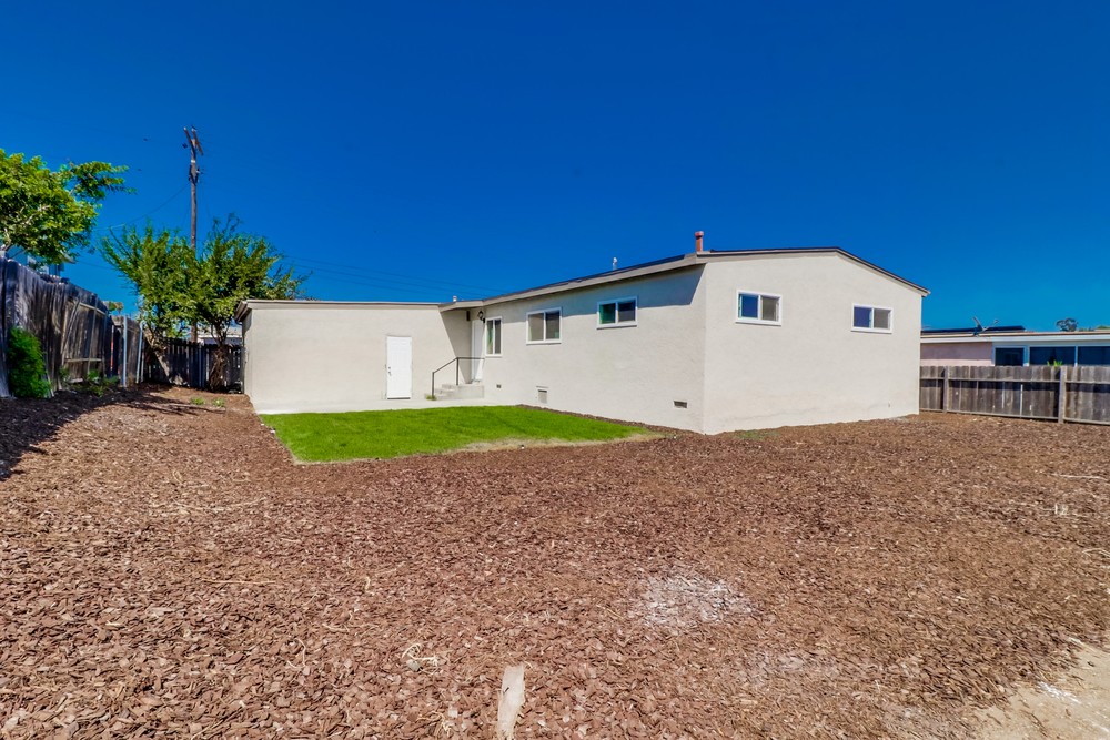 Virtual tour photo 40 of 44 for 4987 Lakiba Palmer Ave