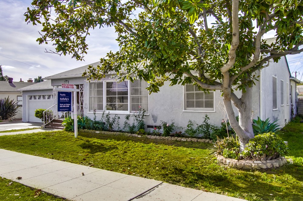 Virtual tour photo 3 of 34 for 4988 63rd St
