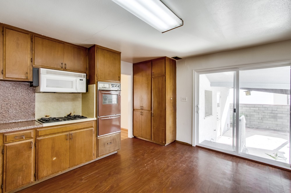 Virtual tour photo 15 of 34 for 4988 63rd St