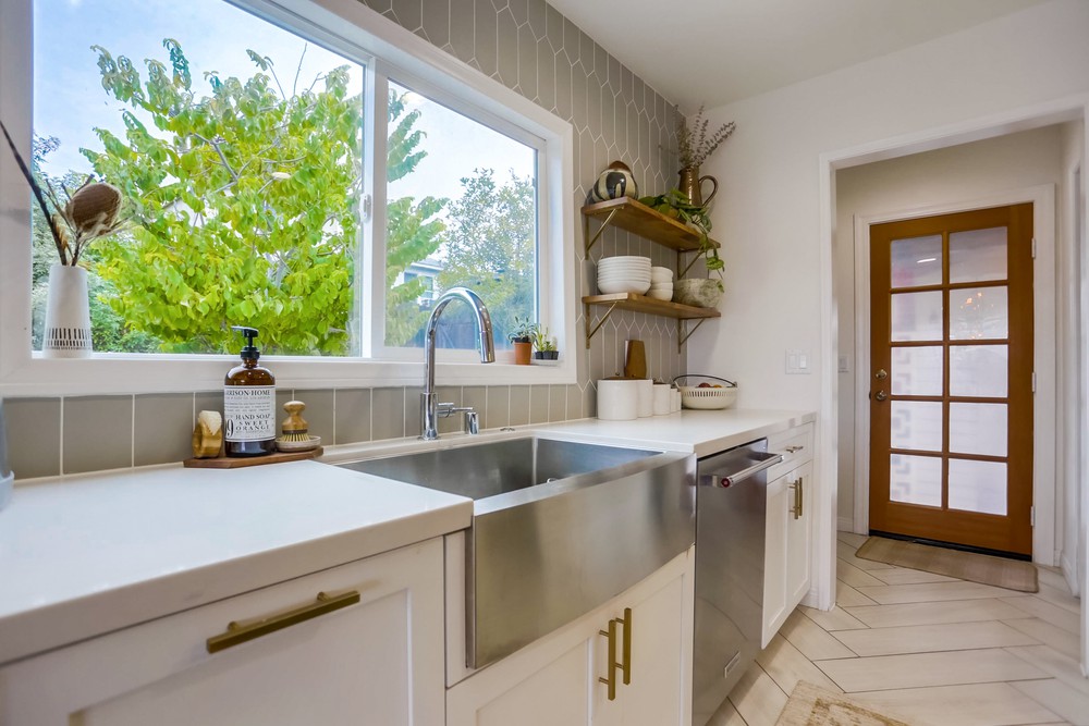 Virtual tour photo 24 of 71 for 4995 Elsa Rd