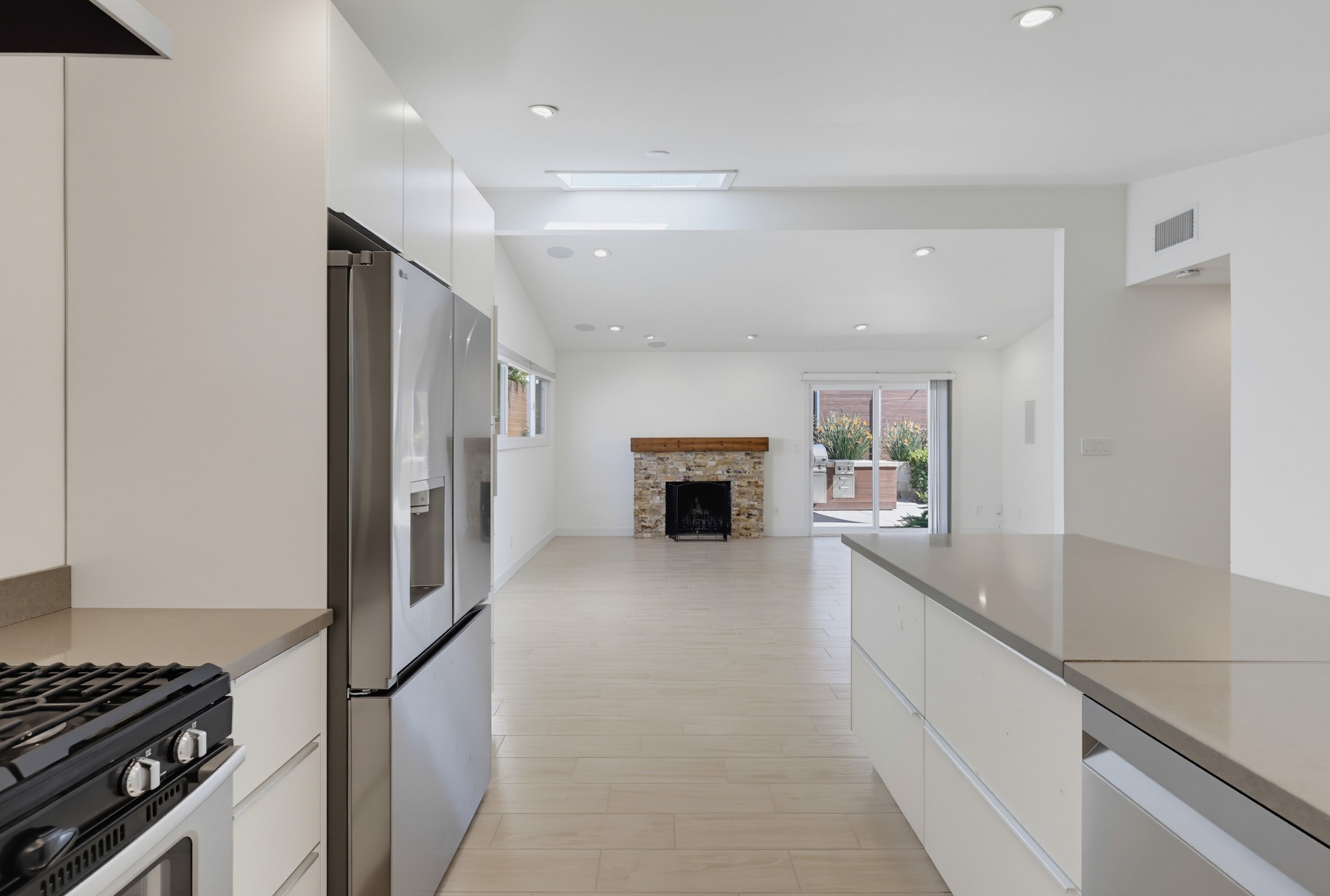 Virtual tour photo 22 of 53 for 4996 Mt Almagosa Dr