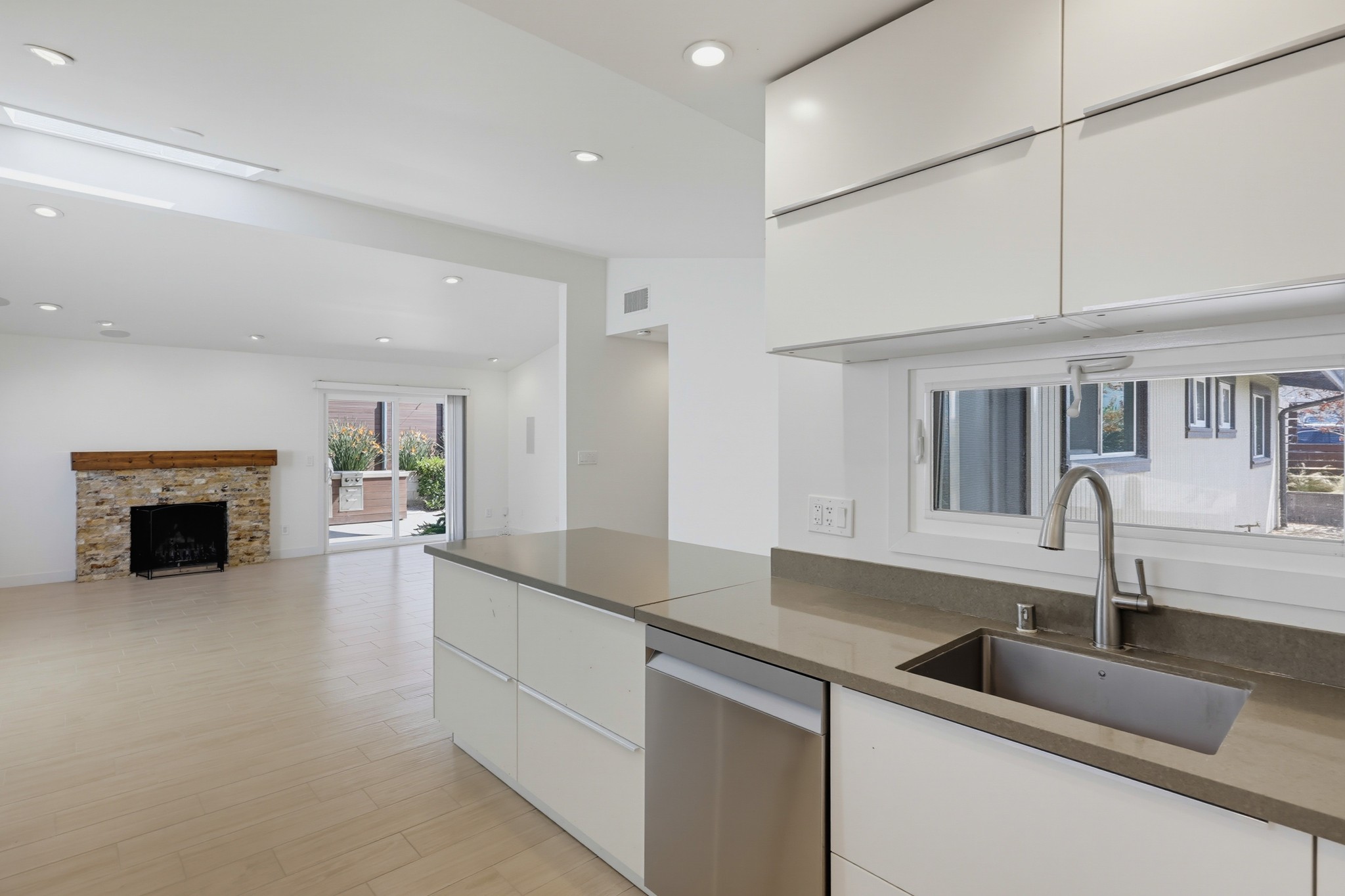 Virtual tour photo 23 of 53 for 4996 Mt Almagosa Dr