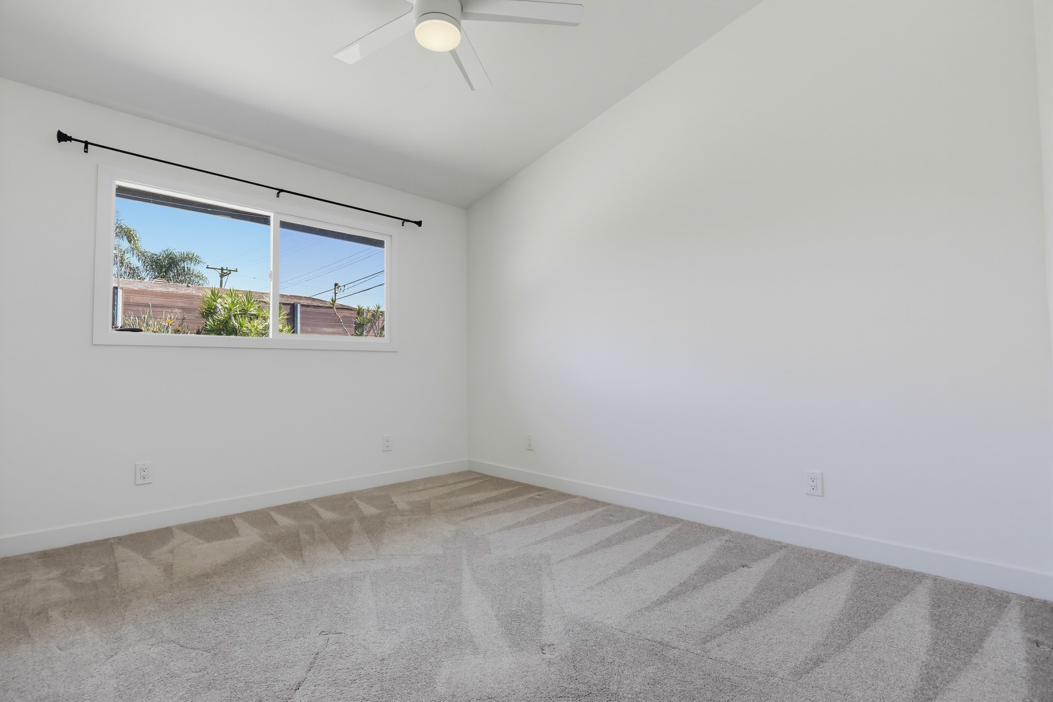 Virtual tour photo 33 of 53 for 4996 Mt Almagosa Dr