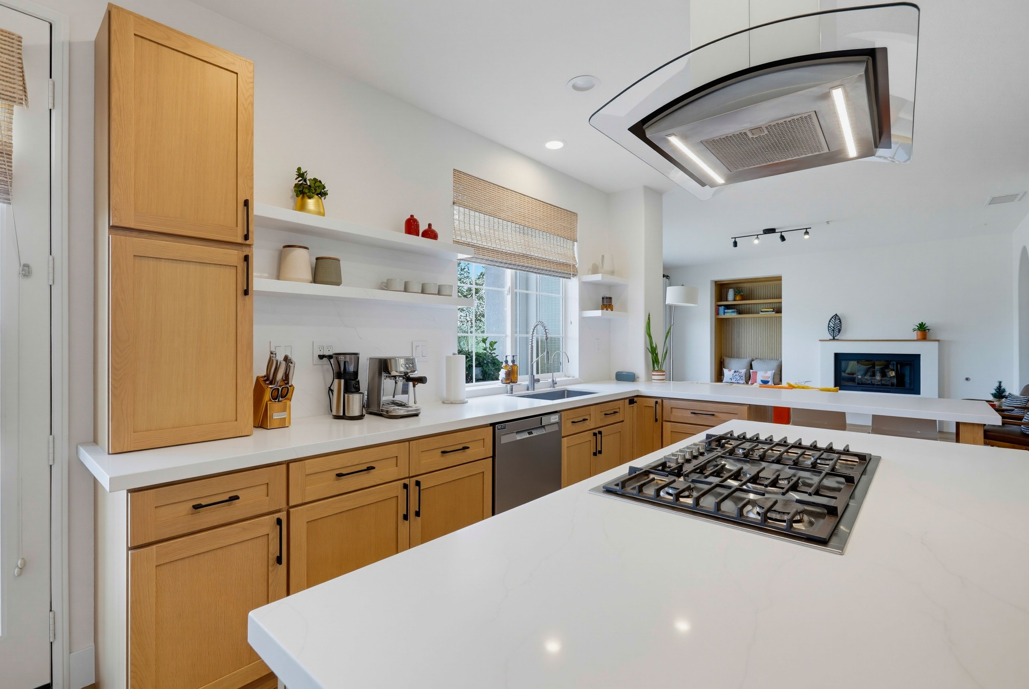 Virtual tour photo 27 of 95 for 5 Chimney Ln