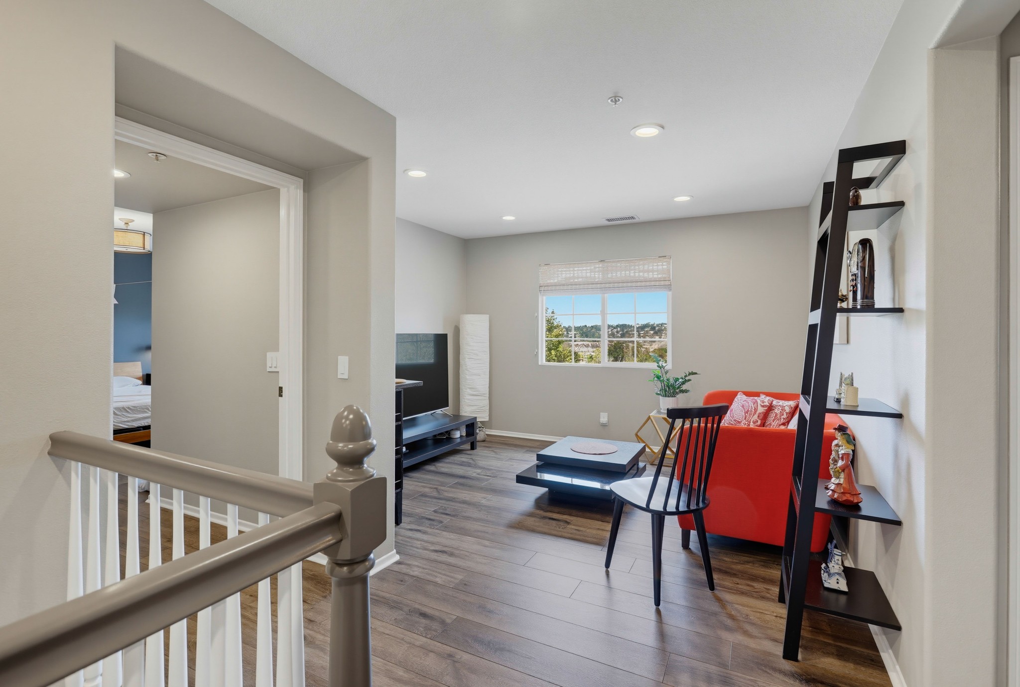 Virtual tour photo 34 of 95 for 5 Chimney Ln