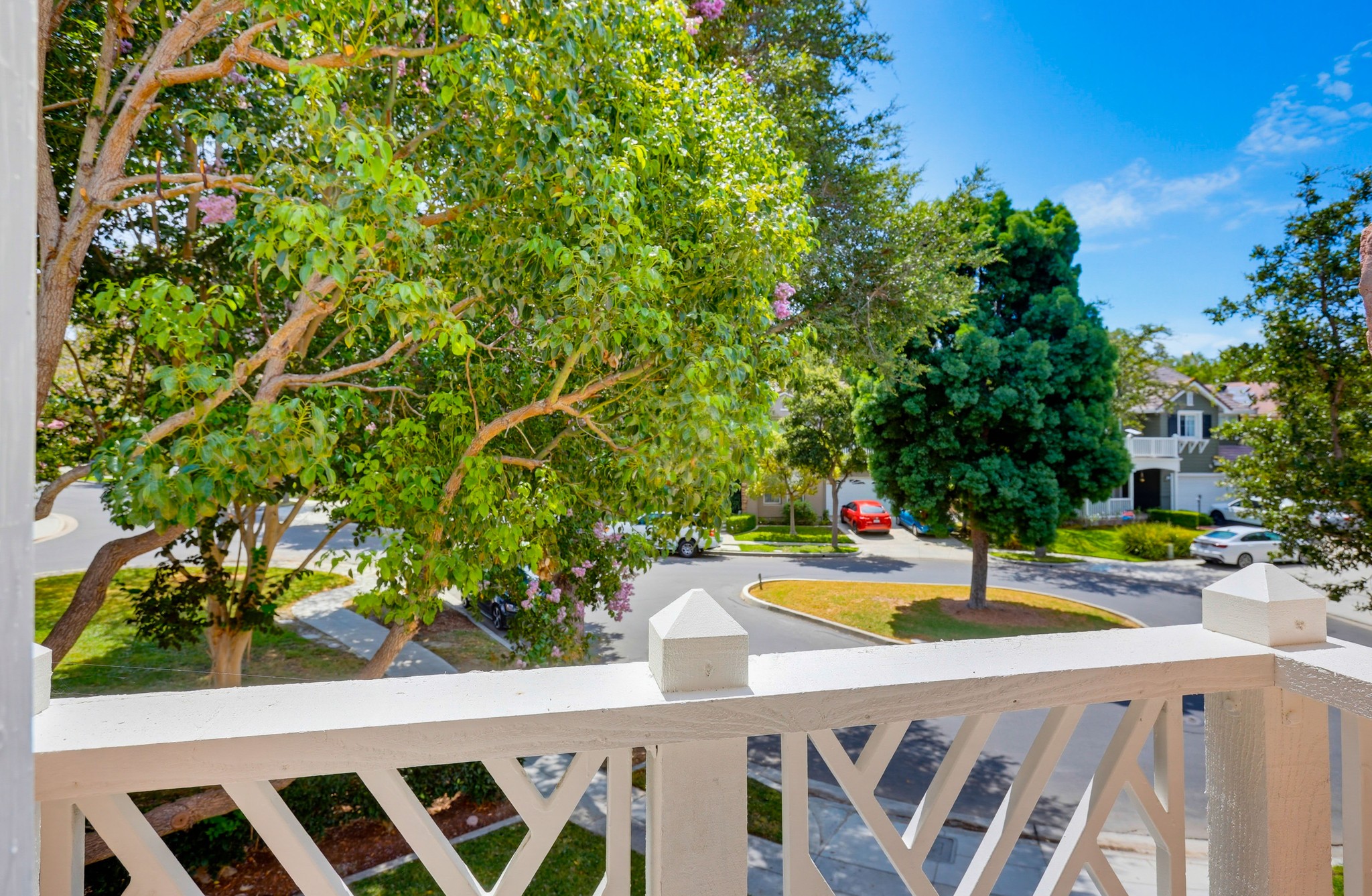 Virtual tour photo 62 of 95 for 5 Chimney Ln