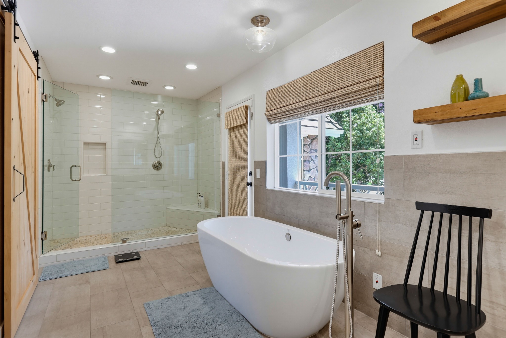Virtual tour photo 49 of 95 for 5 Chimney Ln