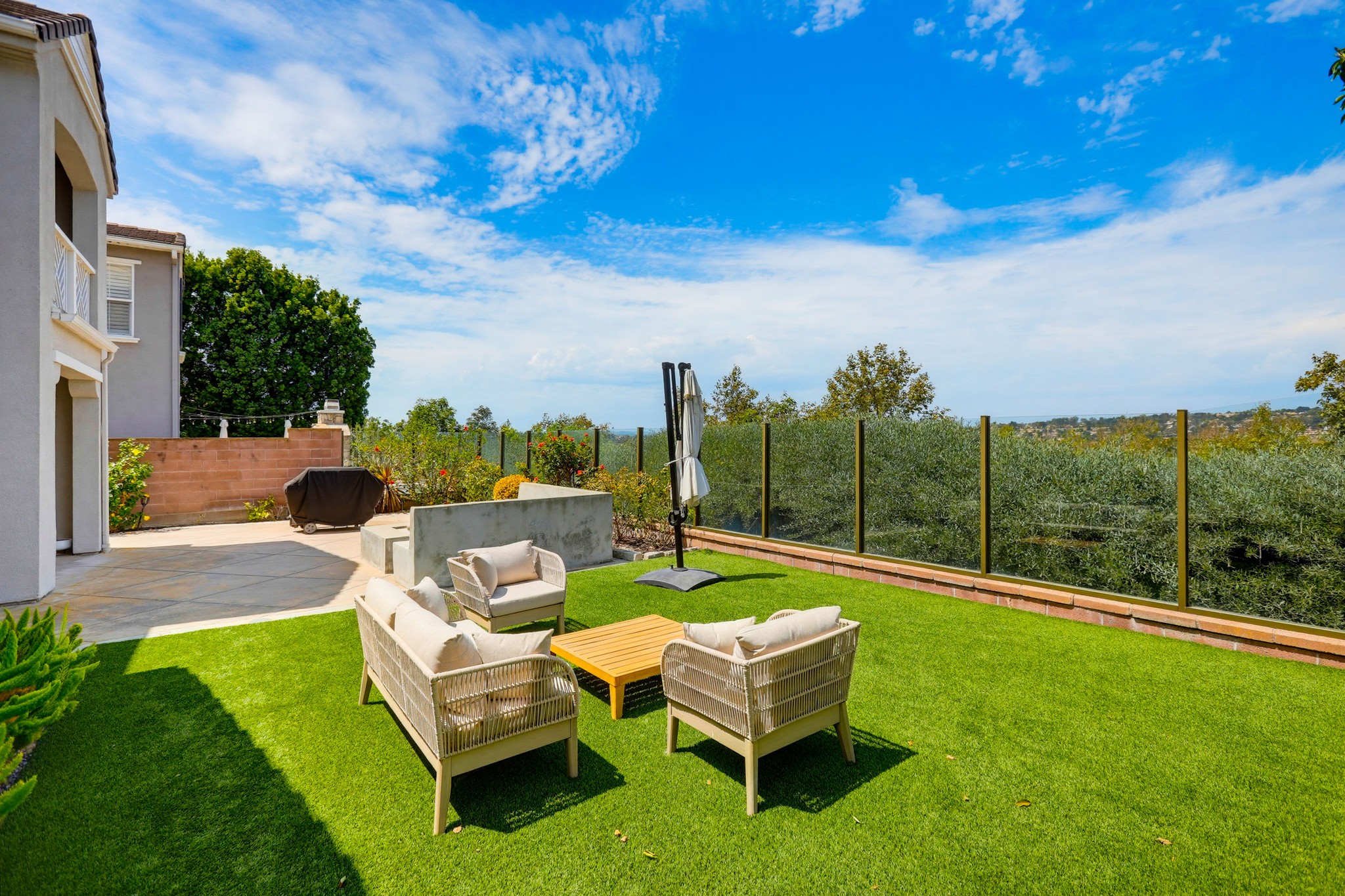 Virtual tour photo 78 of 95 for 5 Chimney Ln