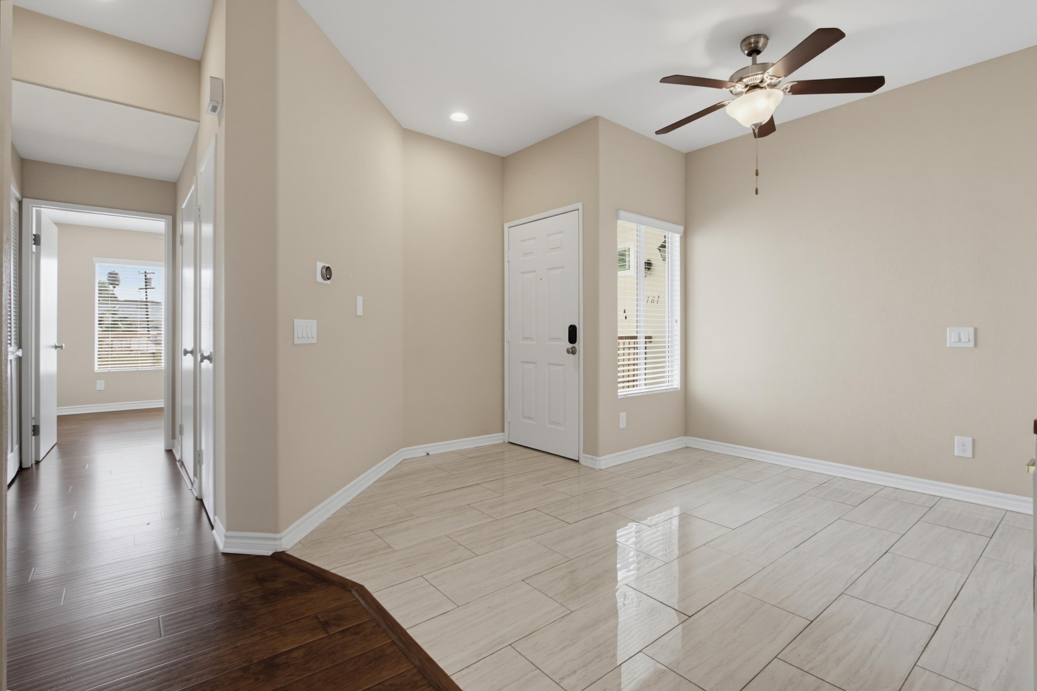 Virtual tour photo 7 of 50 for 500 Lands End Way Unit 159