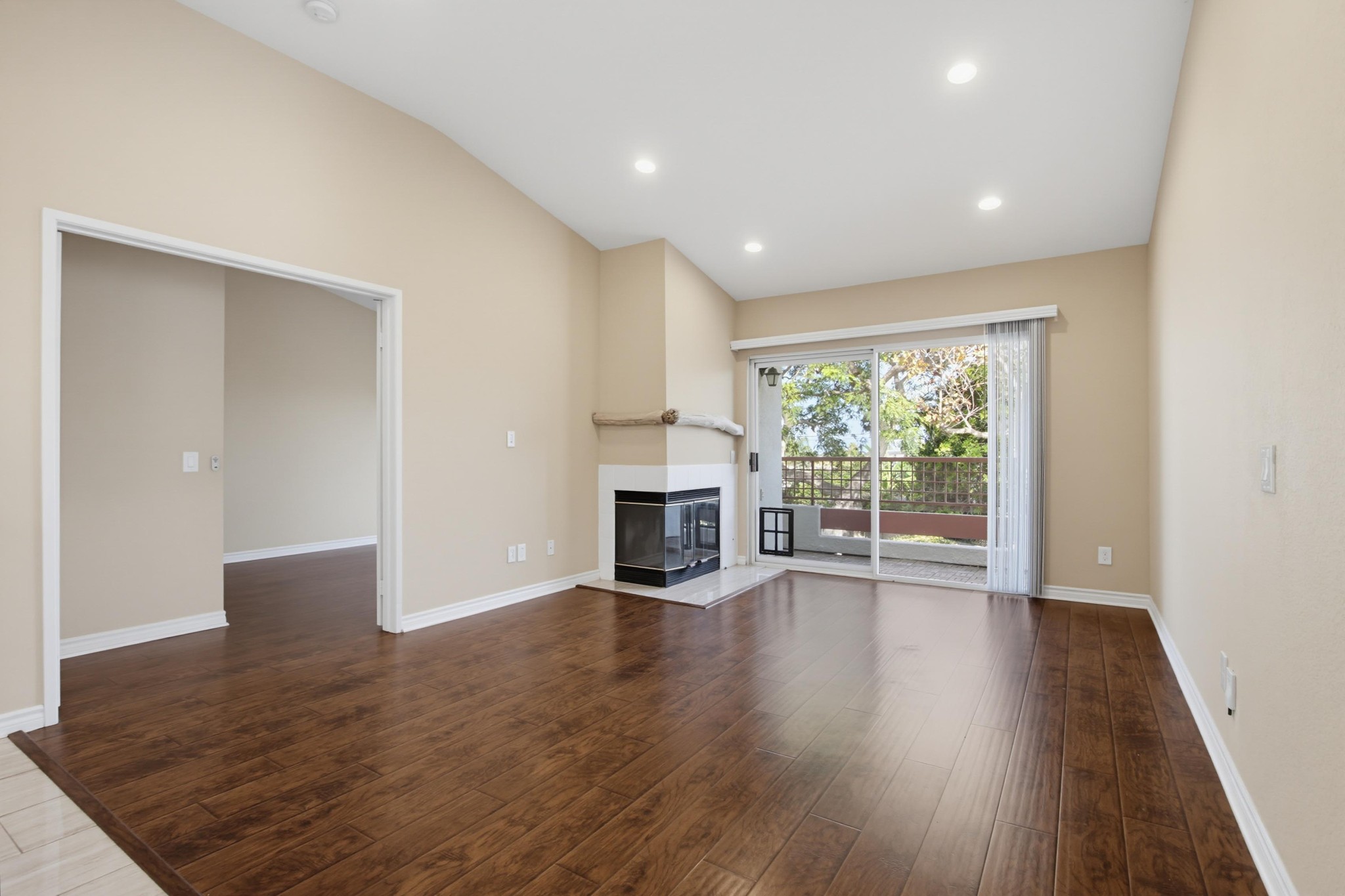 Virtual tour photo 15 of 50 for 500 Lands End Way Unit 159