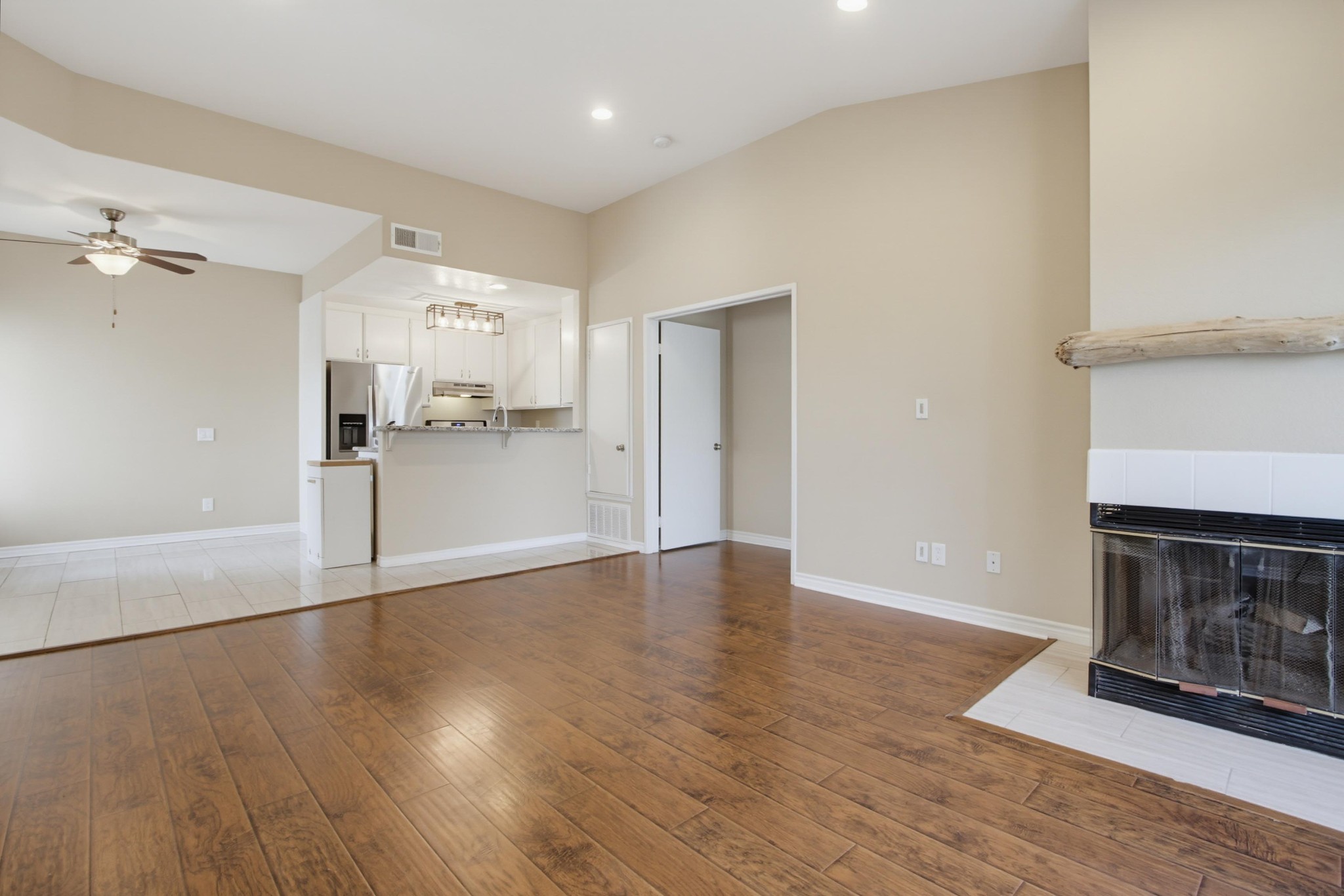 Virtual tour photo 17 of 50 for 500 Lands End Way Unit 159