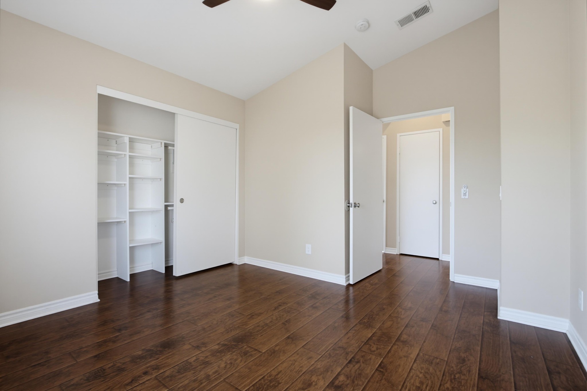 Virtual tour photo 46 of 50 for 500 Lands End Way Unit 159