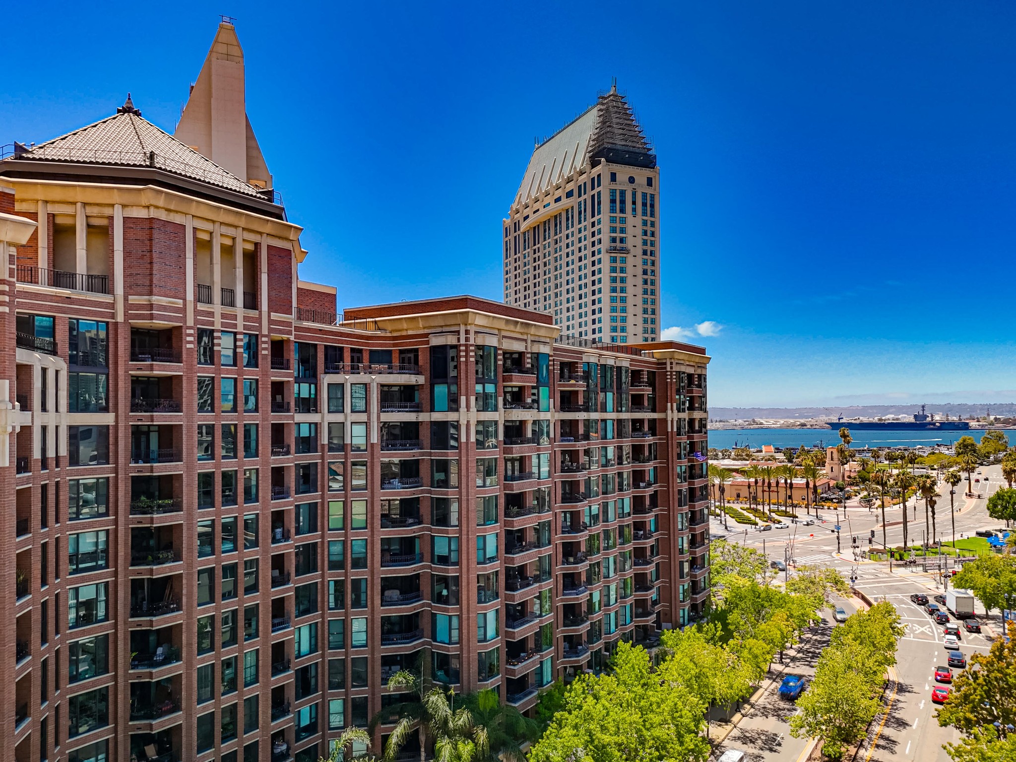 Virtual tour photo 5 of 9 for 500 W Harbor Dr