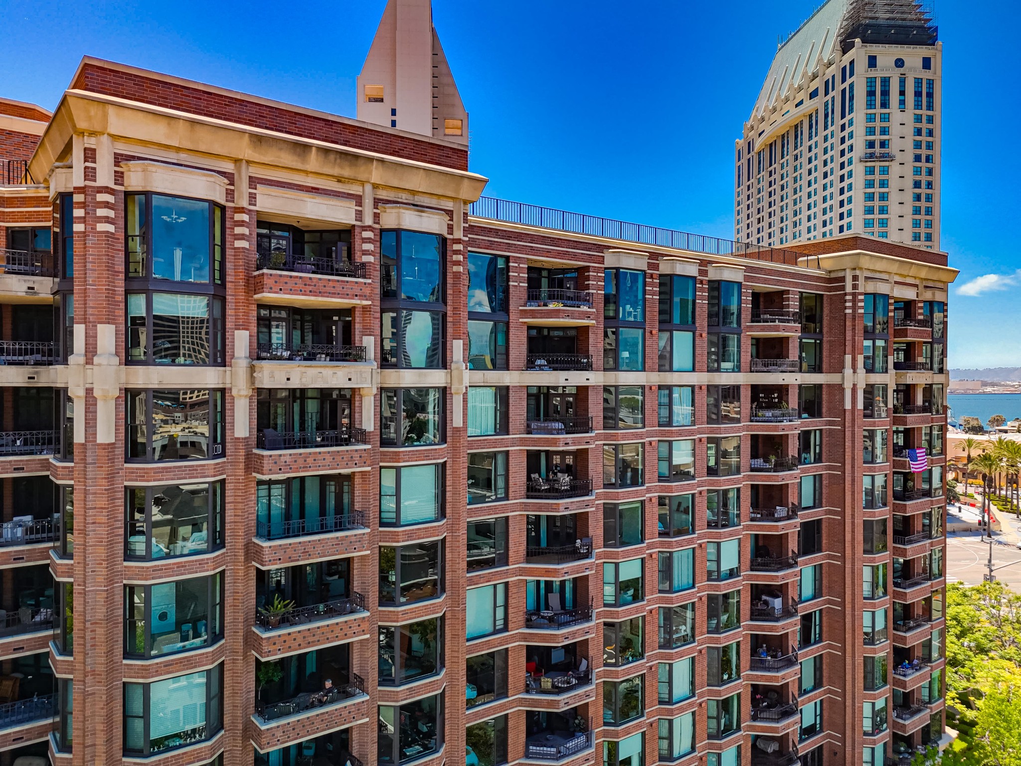 Virtual tour photo 9 of 9 for 500 W Harbor Dr