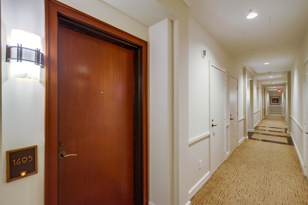 Virtual tour photo 13 of 60 for 500 W Harbor Dr #1605