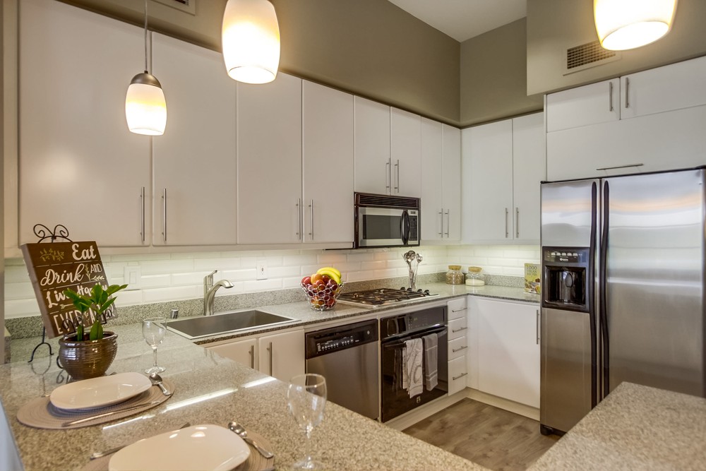 Virtual tour photo 37 of 60 for 500 W Harbor Dr #1605
