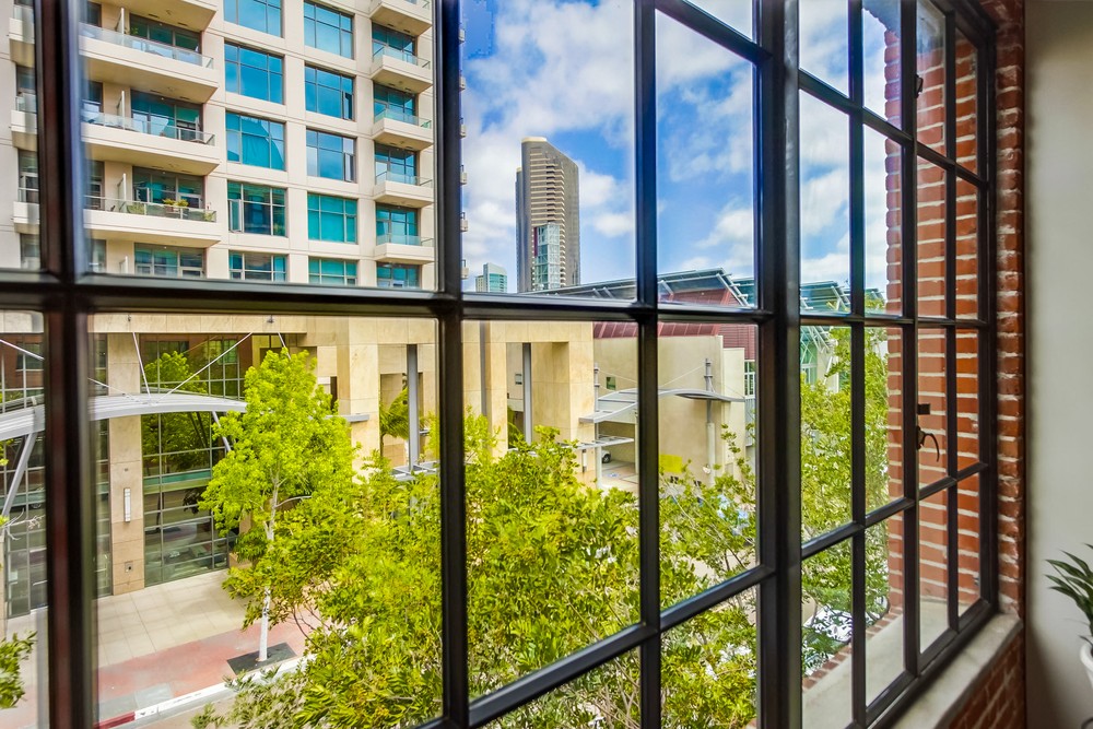 Virtual tour photo 49 of 60 for 500 W Harbor Dr #1605