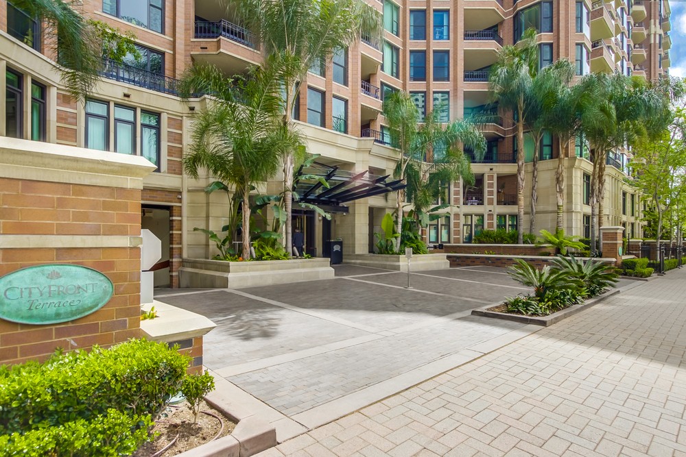 Virtual tour photo 61 of 60 for 500 W Harbor Dr #1605