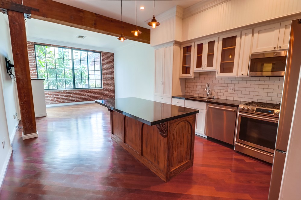 Virtual tour photo 19 of 27 for 500 W Harbor Dr