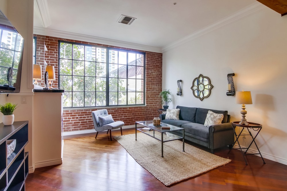 Virtual tour photo 9 of 34 for 500 W Harbor Dr
