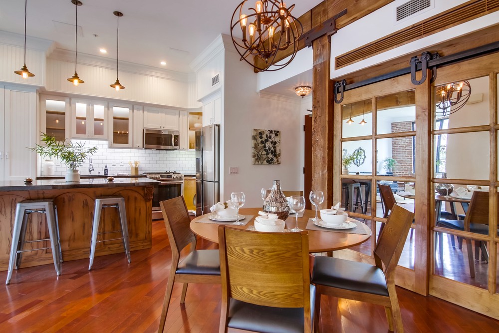 Virtual tour photo 19 of 34 for 500 W Harbor Dr