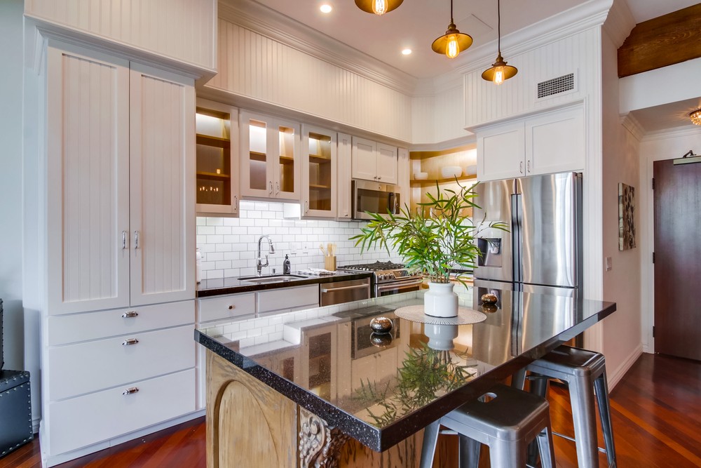 Virtual tour photo 22 of 34 for 500 W Harbor Dr