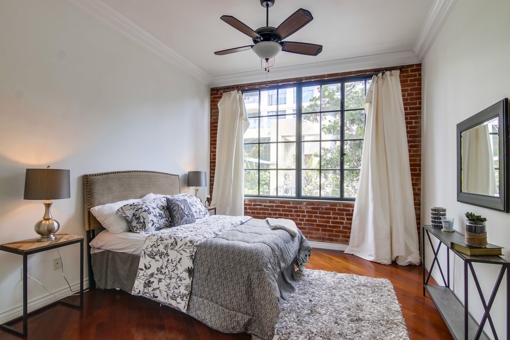Virtual tour photo 28 of 34 for 500 W Harbor Dr