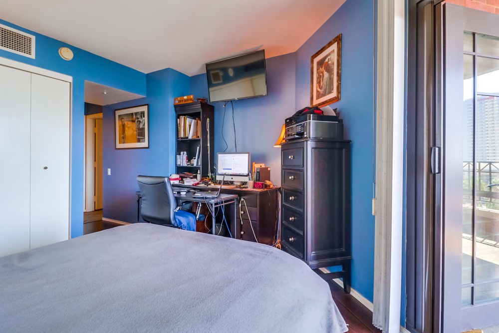 Virtual tour photo 20 of 47 for 500 W Harbor Dr